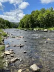 Located steps away to town park, hiking, popular & nationally recognized Main St