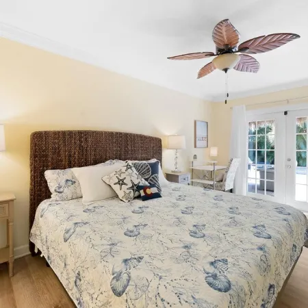 Private Resort Style Home w/ Heated Pool and Hot Tub - 5 min walk to Cocoa Beach