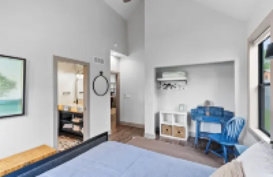 4Bed 3.5Ba Cozy New Construction! Close to Lake Geneva! Hotels in Twin Lakes