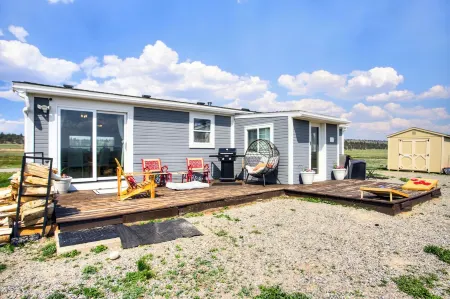 Secluded 40-Acre Fairplay Ranch Cabin w/ Hot Tub & Stunning Views