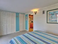 Little House, Cute, Cozy Artist Cottage Hotels in Cedar Key