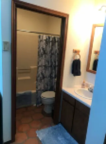 10 Bedrooms, 12 Bathrooms, 1985 Rustic Lodge Located in the Sevier Valley.