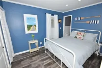 The Coloma Cottage - Historic Charm, Modern Amenities Beach Breweries Wineries