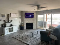 Lakeview Luxury: Stunning 2 Bed, 2 Bath Condo with Breathtaking Lake Views
