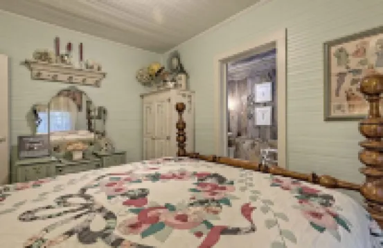 The Garden Cottage – A Storybook Retreat in the North Georgia Mountains