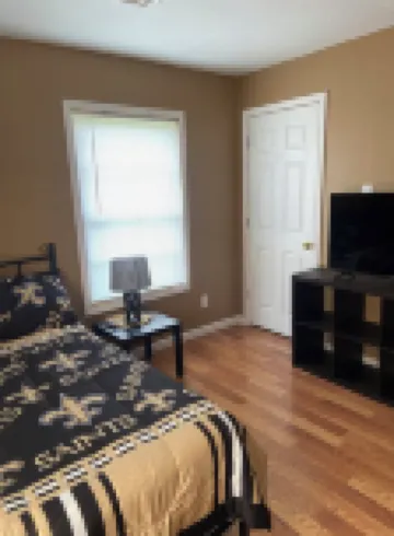 Amazingly clean, unique and spacious 4 Bedroom home near Casinos