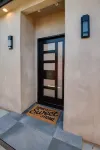 Private and Modern Getaway in Quiet Neighborhood