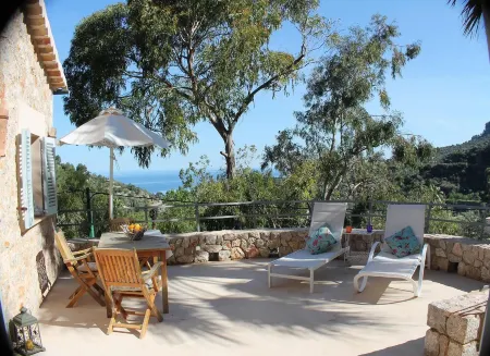 Villa With Private Pool with Sea Views . Homely  traditional majorcan house