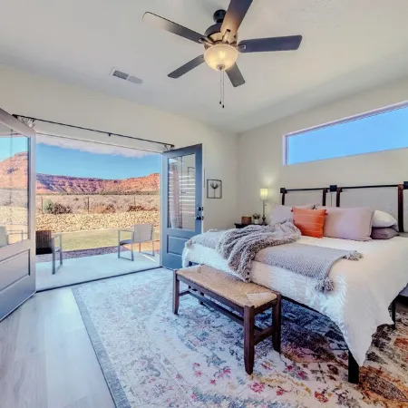 Kanab Getaway Red Mesa Ranch, Near Zion, Stunning Red Rock & Starry Night Views!