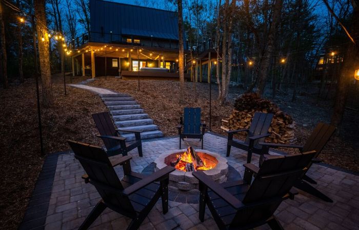 1 mile to Bryce Resort l 4 BR l Hot Tub l Fire Pit l Game Room