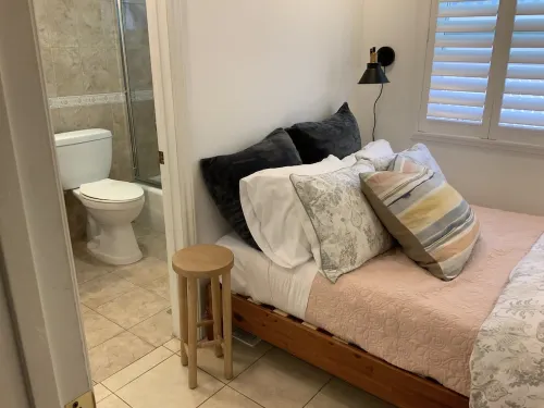 Affordable Hermosa Beach 2BR, 450ft from Sand, 2 blocks to Pier. - 2-Star