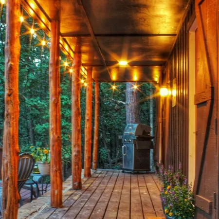 3Br Cabin, Hot Tub, Mountain View, Firepit, Playset, Pets OK, Sleeps 8