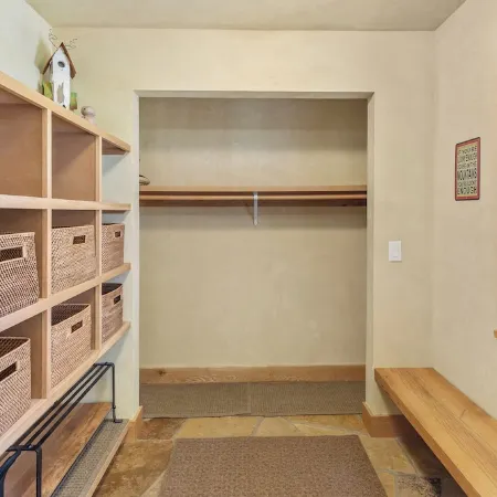 Exceptional Ski Resort Access and Views in Private 4 Bedroom Home