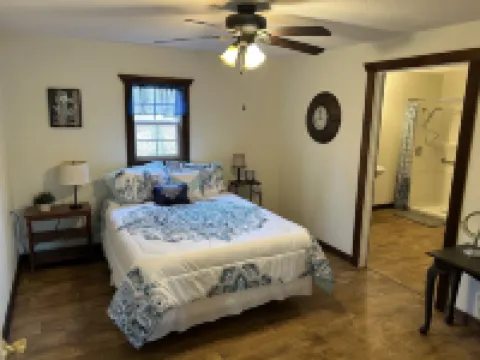 Dragonfly Meadows Guesthouse