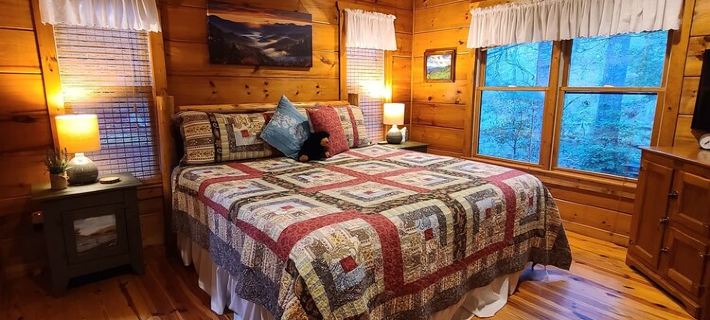 Nature's Delight in Robbinsville NC:  Snowbird Creek, Dragon's Tail and Trout Hotels in Graham County