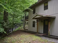 Beautiful River/Waterfall Cabin 13 miles to Helen  6 miles to Hiawassee