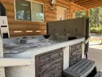 Beautiful Terry Peak Cabin, WiFi, Hot Tub. Game Room