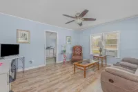 Cozy Cottage: Under 10 minutes to Pickwick Lake, downtown, & conference center! Hotel a Florence