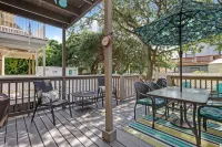 2 Bed/2.5 Bath Townhome In Gorgeous Timeless Amelia Island Steps from the Beach Hotels in Fernandina Beach