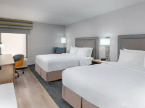 Hampton Inn Hartford-Airport Hotels in Windsor