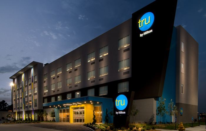 Tru by Hilton Lafayette River Ranch