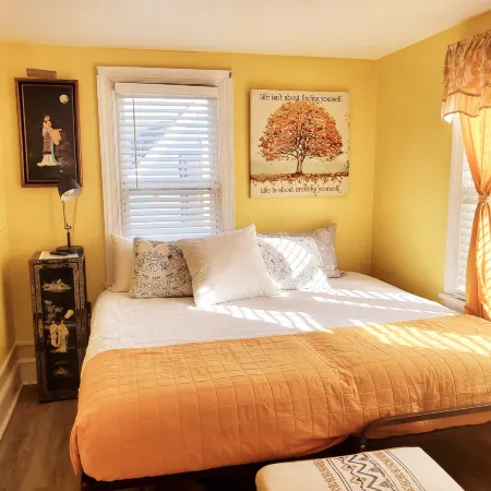 Bright & Cozy Room Peaceful Dover Stay Отели в г. Довер