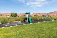 Pool, Hot Tub, Theater, Kids Room, RV Parking!