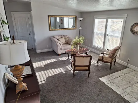 Beautiful Split Mountain house rental