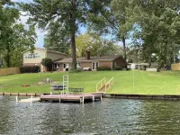 Escape to the Lake for a Hidden Gem. Magnificent lake side setting. Hotels in Gladewater