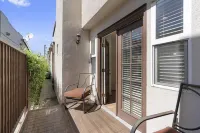 Air Conditioning! Cottage 2-blocks from Beach