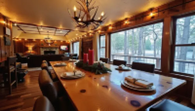 Twain Harte Group Cabin: Sleeps 21+, Walk to Town, Lake Access, Pet-Friendly