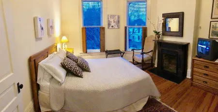 Lafferty House-Walk to Uofk, Woodland Pk, Dn Town, Near Bourbon Trl, Horse Farms