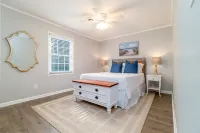 Newly remodeled! Summer dates open! Отели в г. Индиан Бич