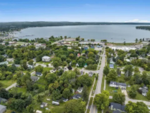 Book Now So You Don't Miss Boyne City This Summer! Hotels in Boyne City