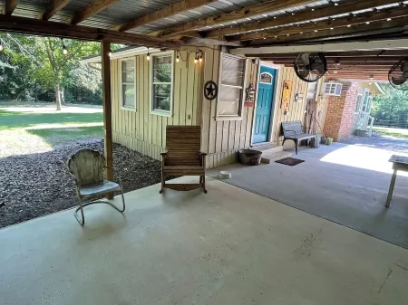 Beautiful Country Home on 11 Acres Near Toledo Bend Lake.