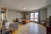 Garden Creek Getaway