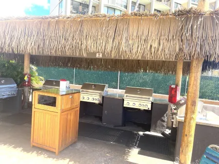 Spacious 2bedroom/2bath Beach Front Condo