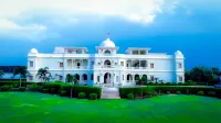 Umaid Farm Resort- A Legancy Vintage Stay in Jaipur Hôtels à : Jaipur
