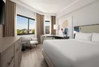 Sonesta White Plains Downtown - Pools