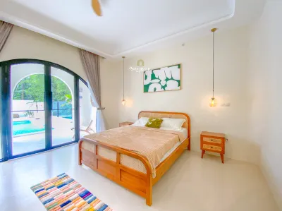 Casa Del Sol by Nginapsini Hotels in Sukagalih