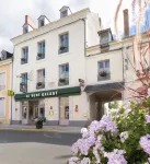 Logis Hôtel le Vert Galant Hotel dekat Château du Lude