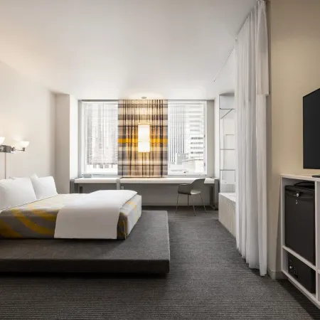 The Delphi Hotel Отели рядом с достопримечательностью «Стадион «Доджер-стэдиум»»