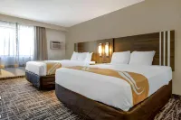 ควอลิตี้ อินน์ เซนต์ คลาวด์ เวสต์