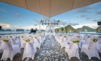 Paradise Elegance Cruise Halong