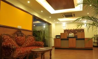 Hotel Emarald, New Delhi