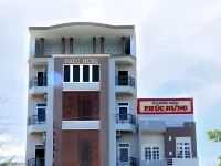 Phuc Hung 2 Hotel Các khách sạn gần Công viên bờ kè Tôn đức Thắng