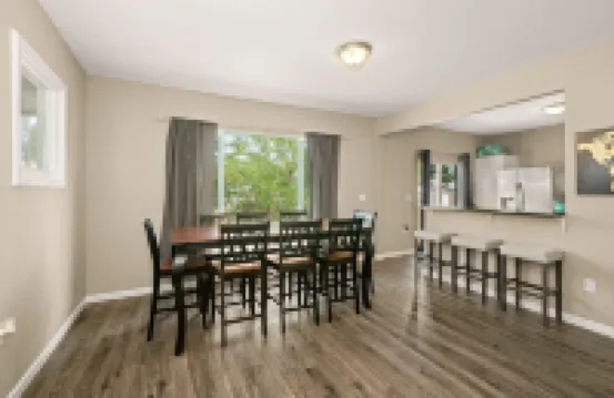 Garland District Modern House - 7 min to Downtown!