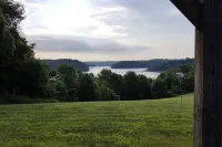 GET AWAY FROM IT ALL - Cottage 28 Taylorsville Lake