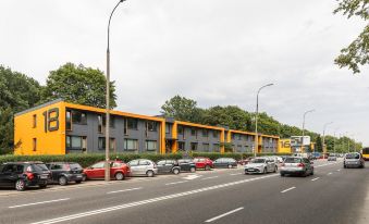 SuperApart Batorego 18 MiniStudio