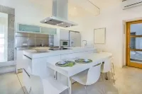 Casa Con Piscina En Selva